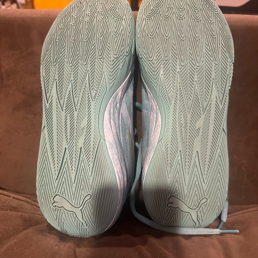 Jordan Athletic Shoes - Mint, Purple, Pink - Picture 2 of 6